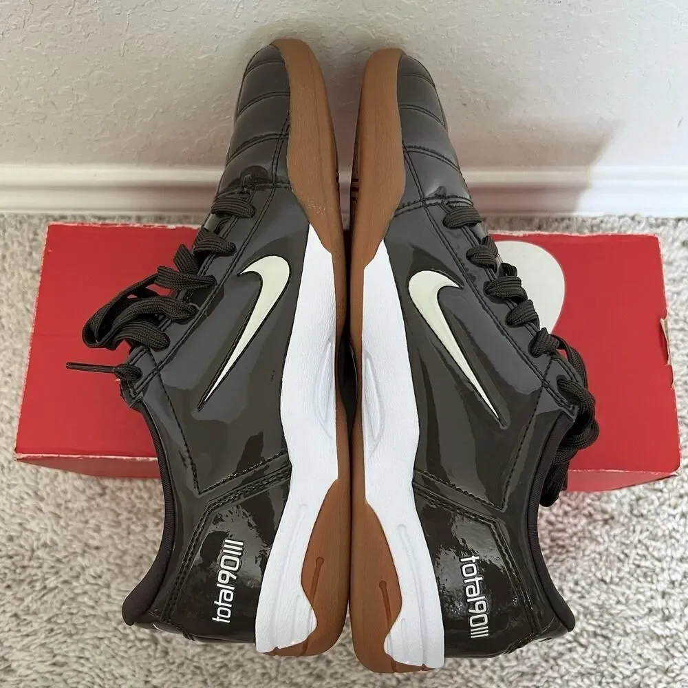 Nike total 90